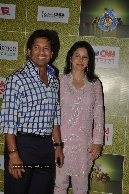 CNN - IBN Real Heroes Awards Ceremony - 36 / 58 photos