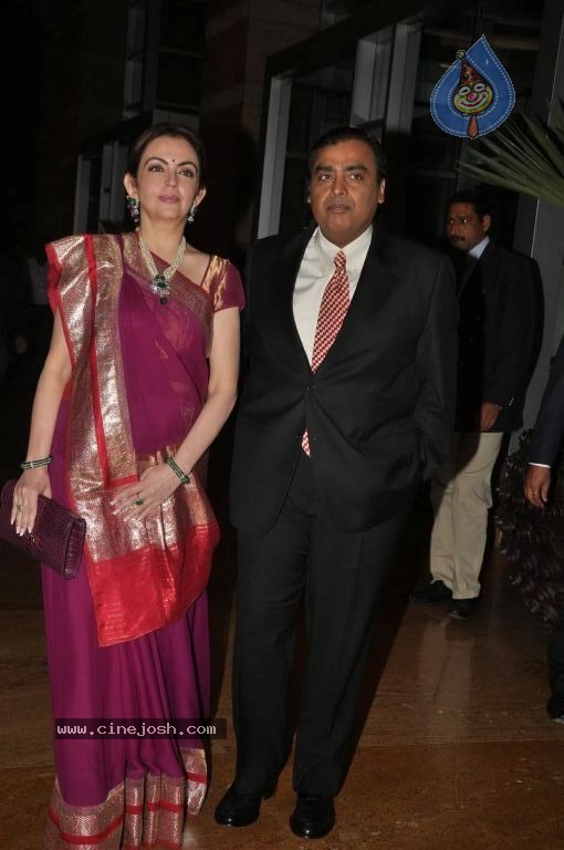 CNN - IBN Real Heroes Awards Ceremony - 41 / 58 photos