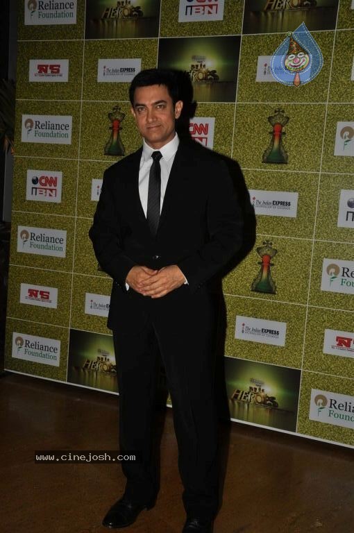 CNN - IBN Real Heroes Awards Ceremony - 46 / 58 photos