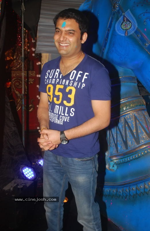 Comedy Circus On The Sets - 4 / 31 photos