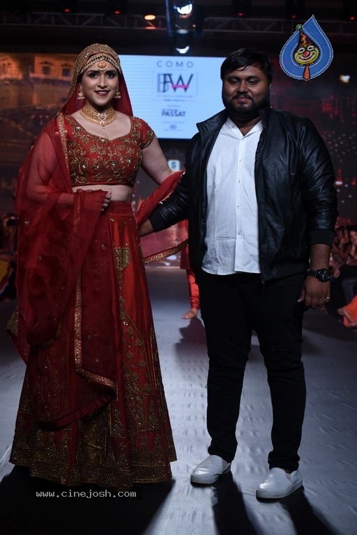 COMO India Beach Fashion Week Photos - 3 / 10 photos