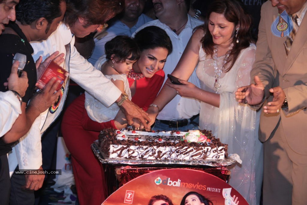 Daal Mein Kuch Kaala Hai Music Launch - 7 / 34 photos