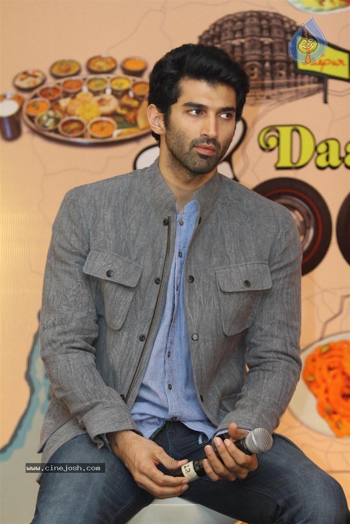 Daawat E Ishq Film Press Meet - 5 / 60 photos