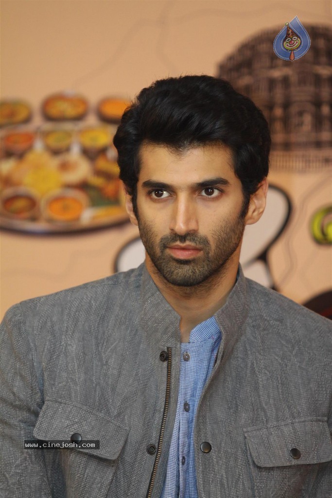 Daawat E Ishq Film Press Meet - 9 / 60 photos