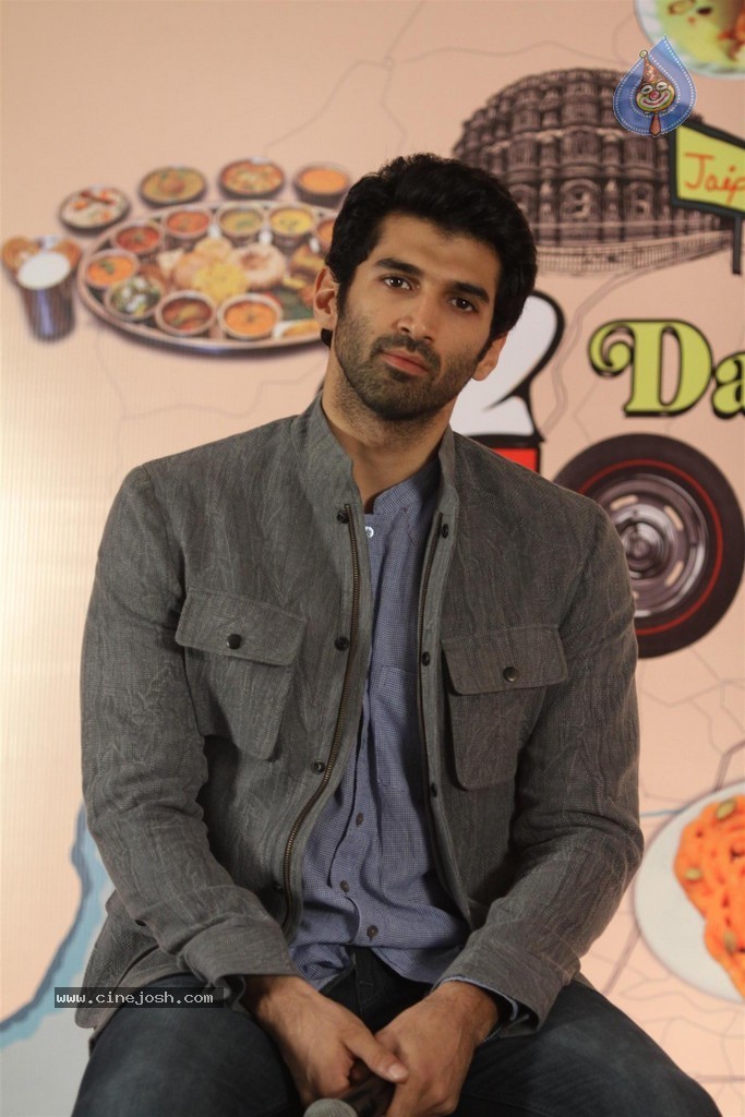 Daawat E Ishq Film Press Meet - 44 / 60 photos