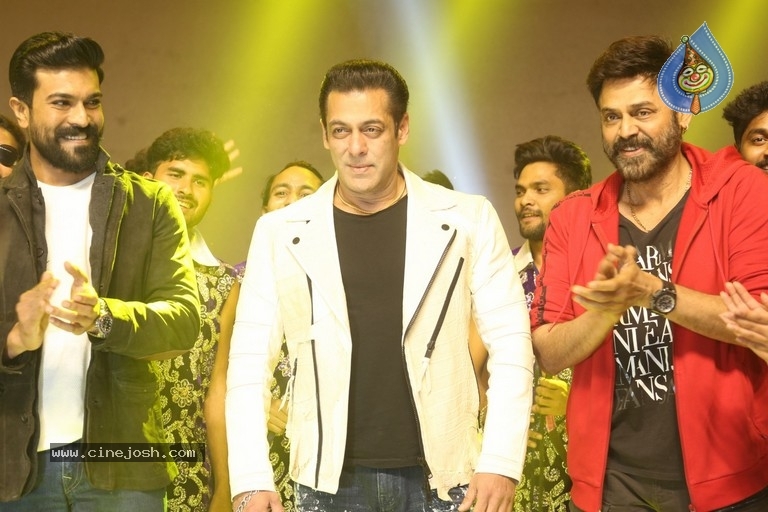 Dabangg 3 Movie Pre Release Event - 68 / 102 photos