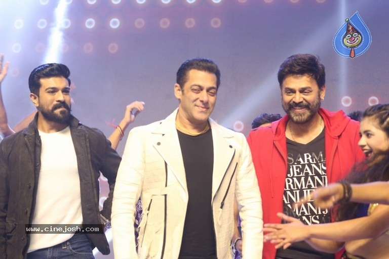 Dabangg 3 Movie Pre Release Event - 73 / 102 photos
