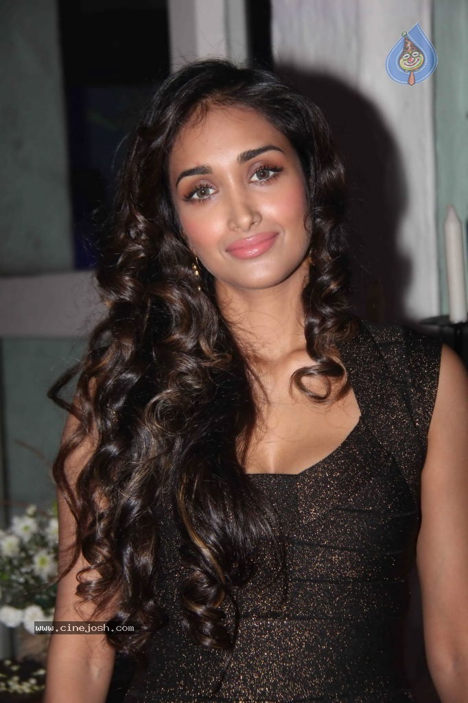 Dabboo Ratnani Calendar 2012 Launch - 53 / 150 photos