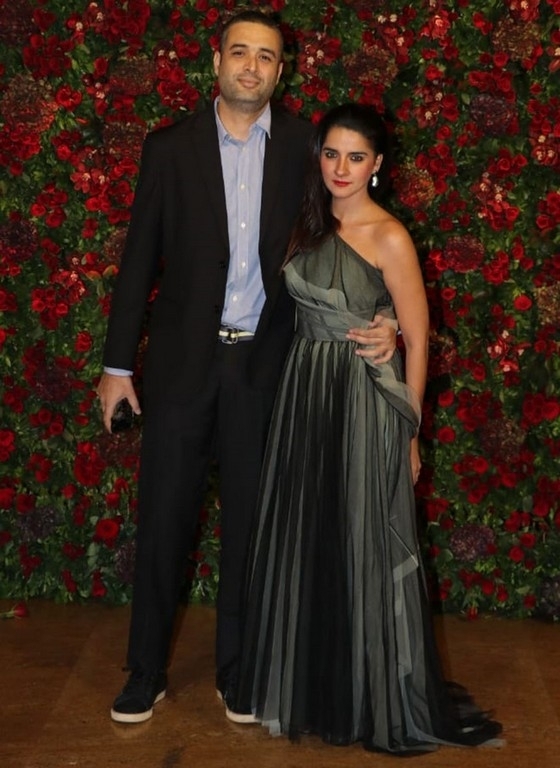 Deepika - Ranveer Mumbai Reception  - 83 / 93 photos