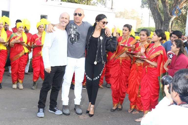 Deepika and Vin Diesel Promotes XXX - 13 / 30 photos