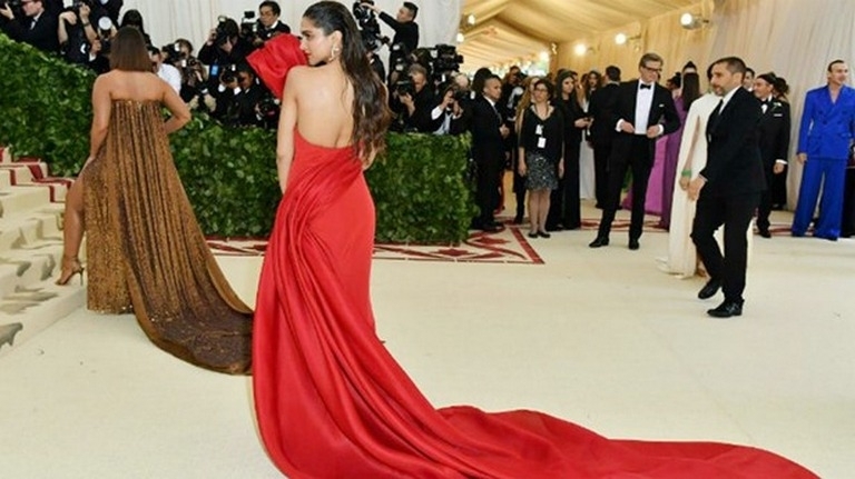 Deepika Padukone At The MET Gala 2018 - 5 / 13 photos