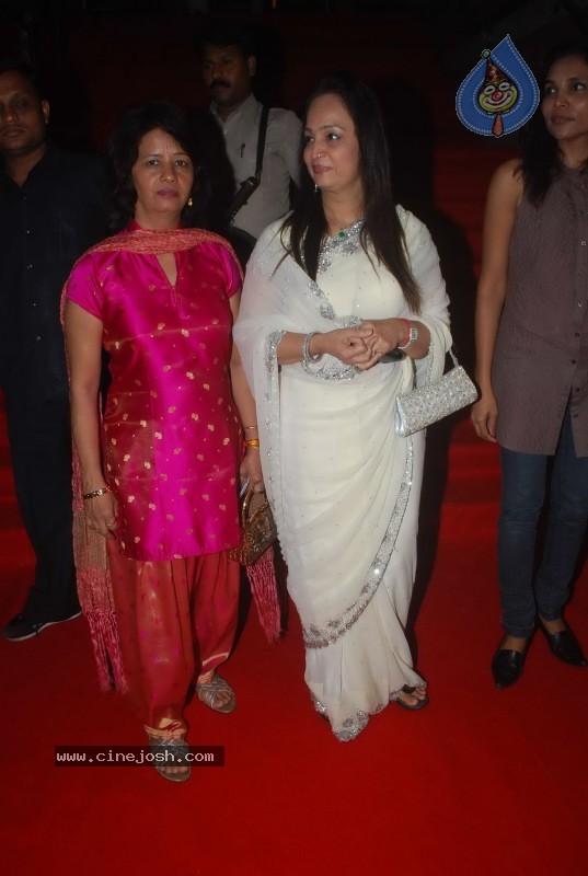 Deepika Padukone Ramp Walk at IIJW 2010 Stills - 24 / 155 photos