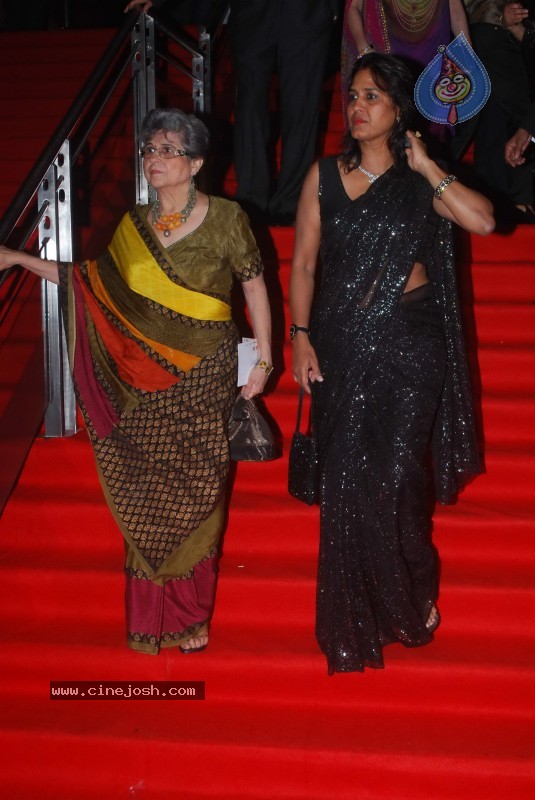 Deepika Padukone Ramp Walk at IIJW 2010 Stills - 76 / 155 photos