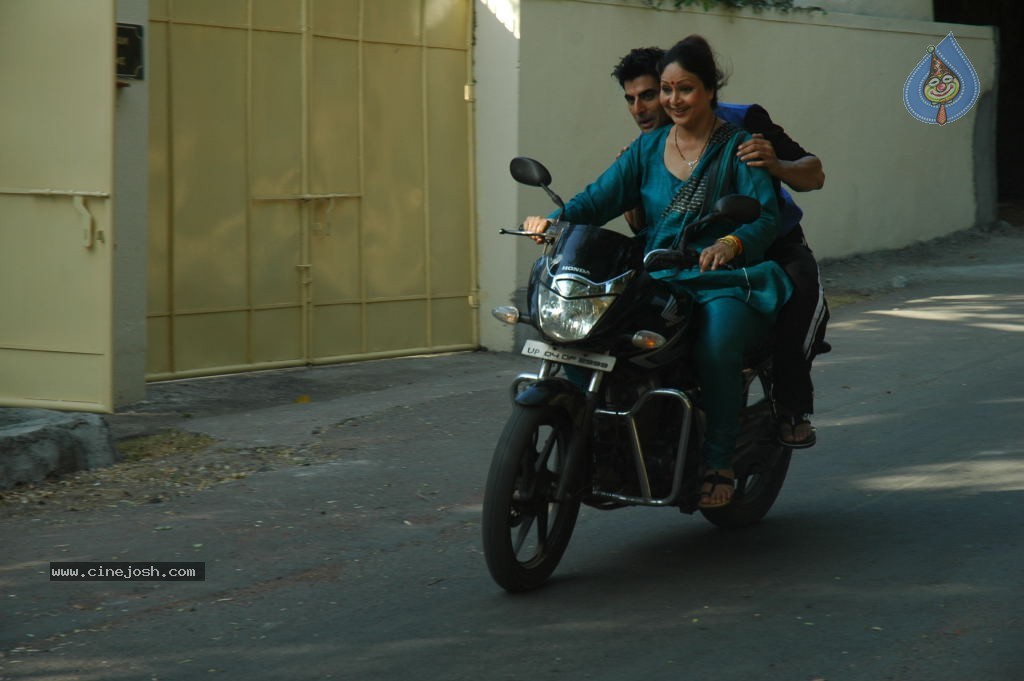 Dehraadun Party Movie Stills - 9 / 36 photos