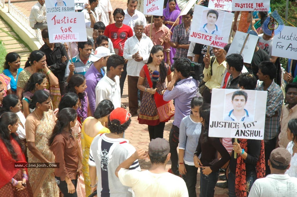 Dehraadun Party Movie Stills - 35 / 36 photos