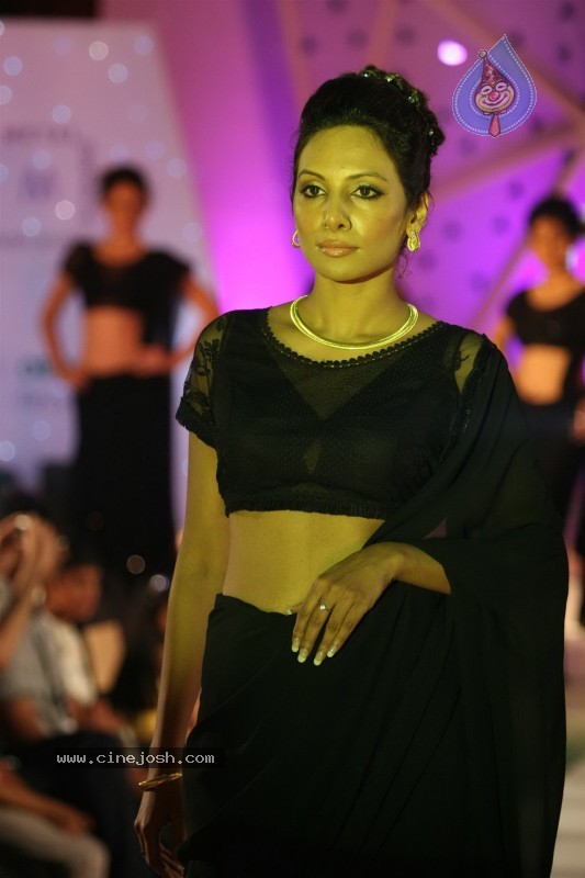 Derewala Fashion Show Photos - 58 / 62 photos