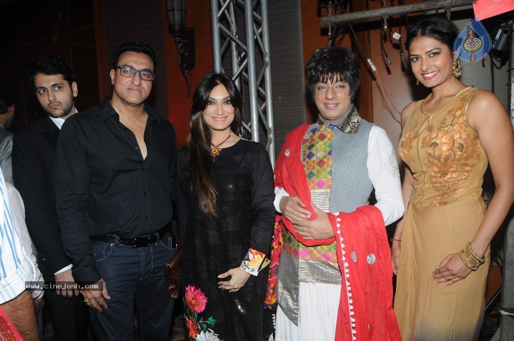 Celebs at Designer Manali Jagtap Engagement Ceremony - 21 / 41 photos