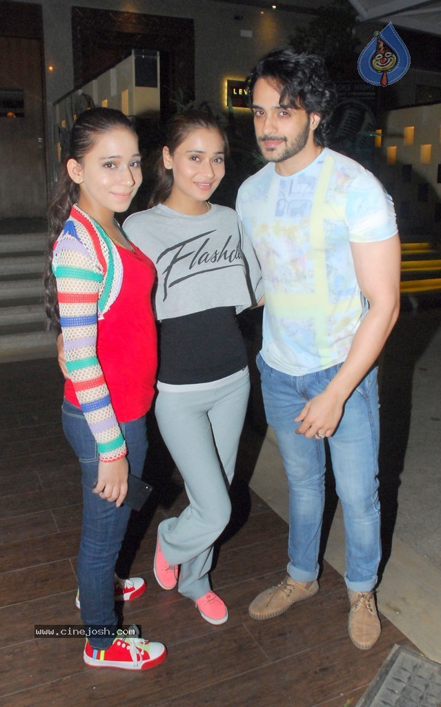 Designer Rohit Verma Bday Bash 2014 - 16 / 33 photos