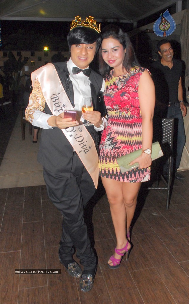 Designer Rohit Verma Bday Bash 2014 - 24 / 33 photos