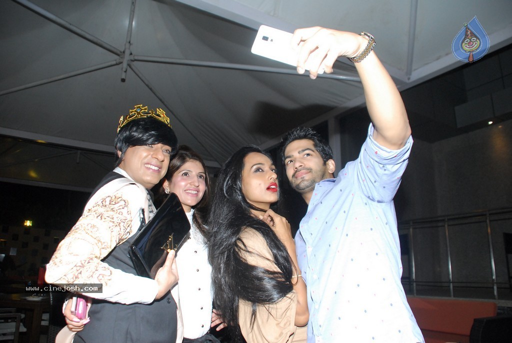Designer Rohit Verma Bday Bash 2014 - 25 / 33 photos