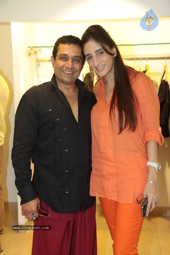 Designer Shaahid Amir New Collection Launch - 31 / 84 photos