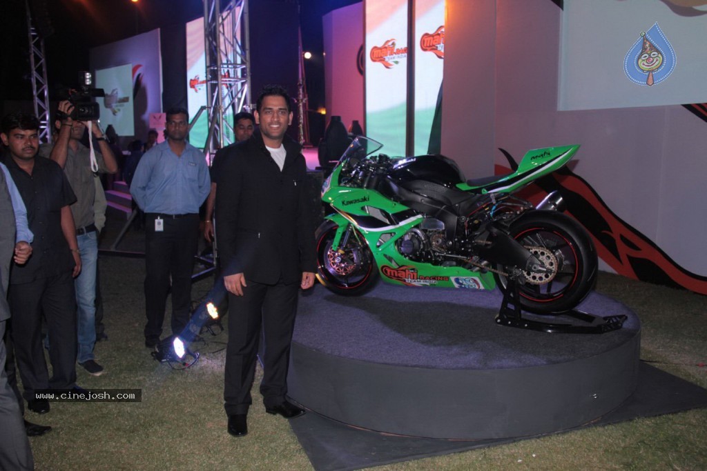Dhoni Bike Racing Team Launch - 34 / 51 photos