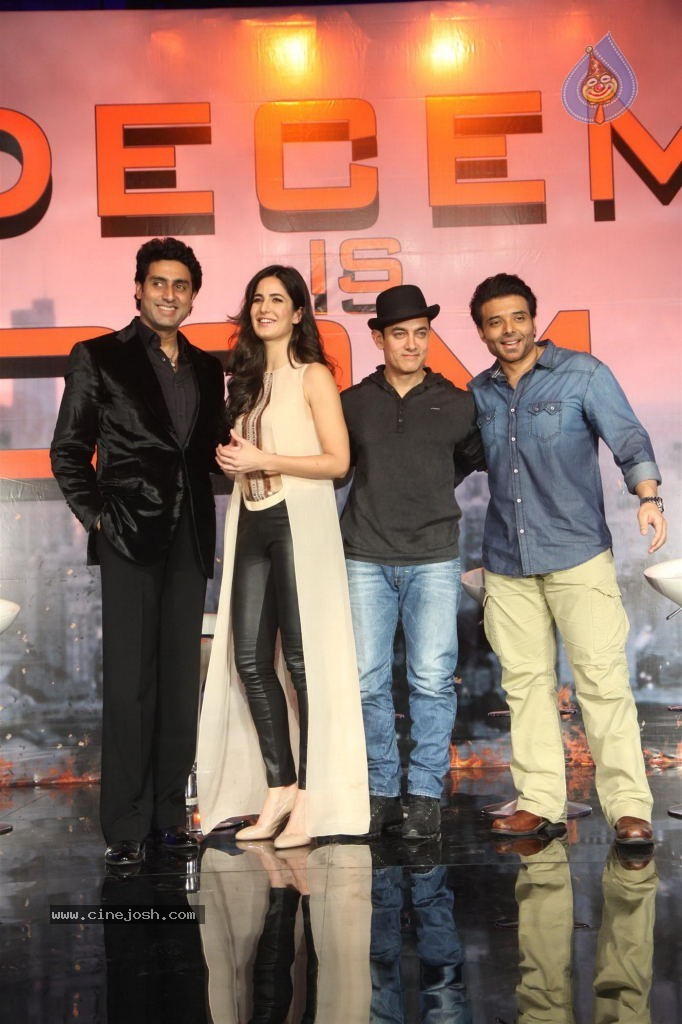 Dhoom 3 Film Press Meet - 26 / 38 photos