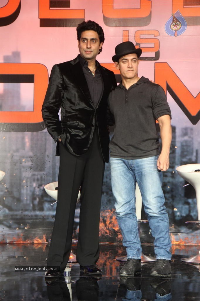 Dhoom 3 Film Press Meet - 36 / 38 photos