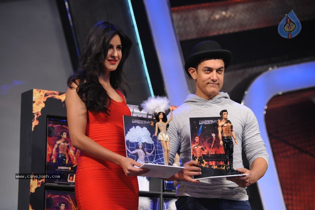 Dhoom 3 Merchandise Launch - 70 / 74 photos
