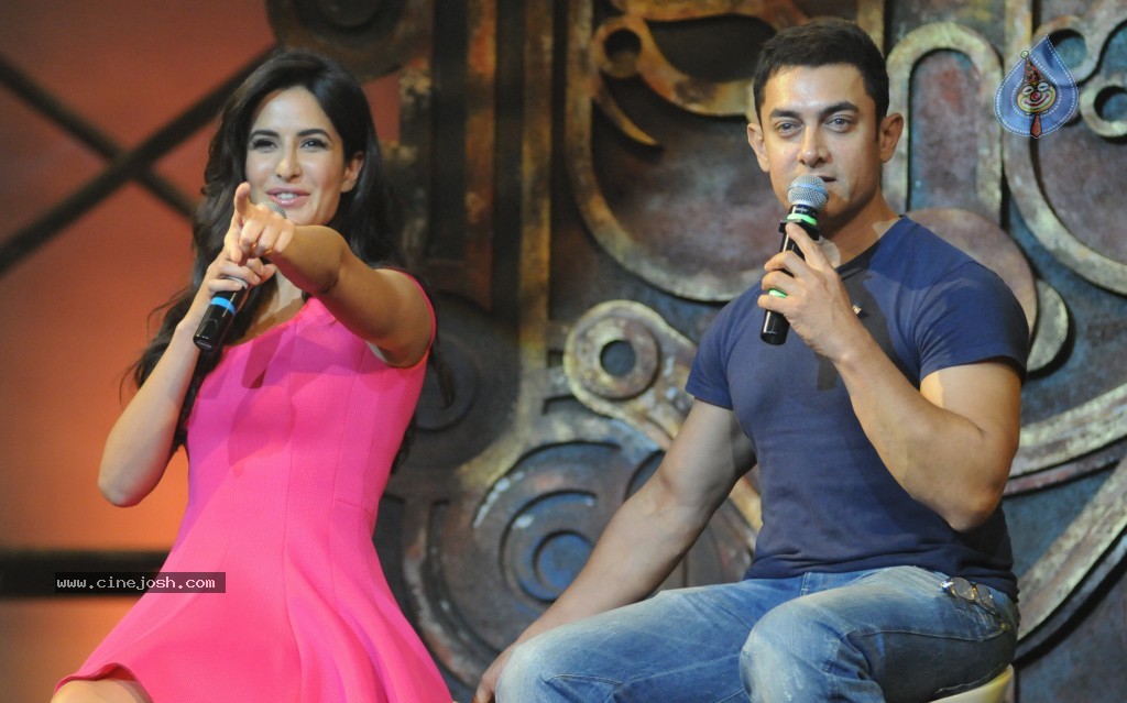 Dhoom 3 Song Launch Event - 33 / 47 photos