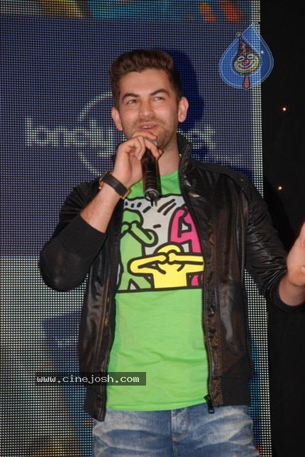 Dia Mirza, Neil & Sehwag launches Lonely Planet Magazine Photos - 20 / 20 photos