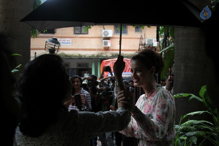 Dia Mirza Unveils Health and Nutrition Magazine Issue - 1 / 34 photos