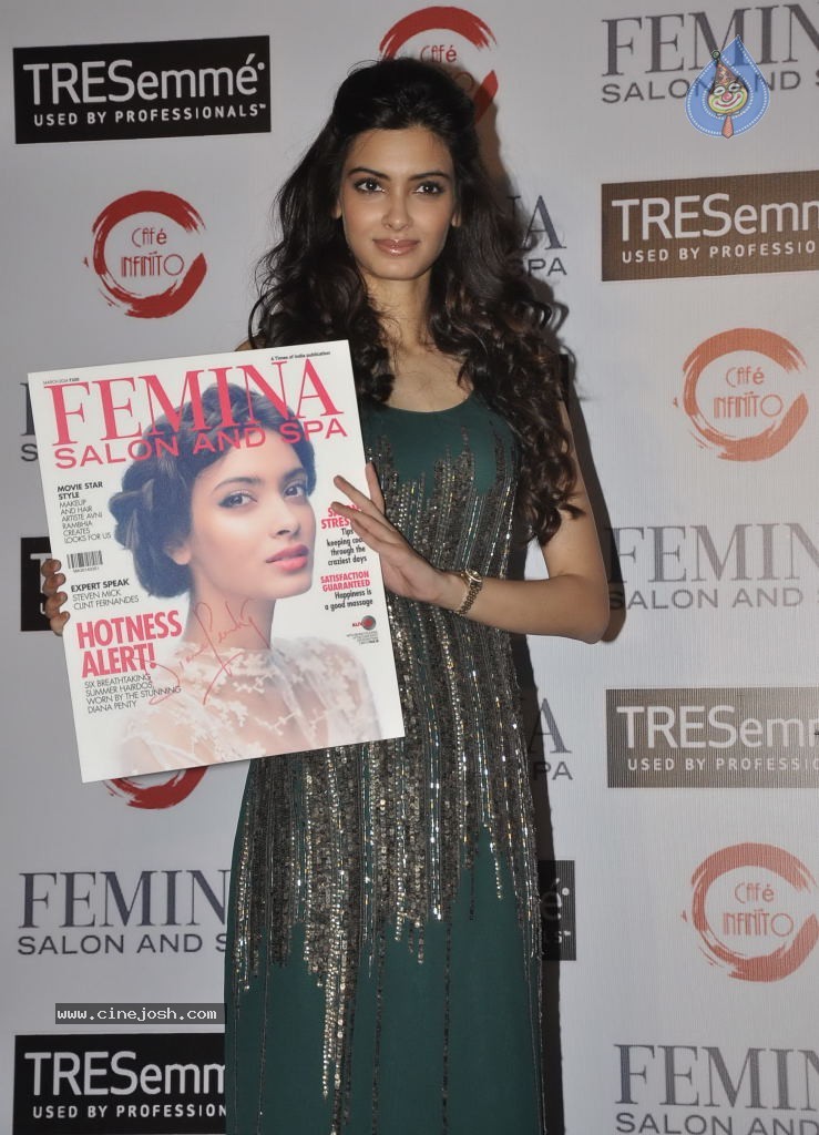 Diana Penty at Femina Salon n Spa Cover Launch - 10 / 46 photos