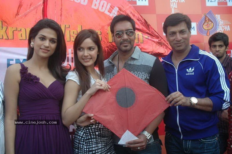 Dil Toh Baccha Hai Ji Movie Team Kite Flying Photos - 13 / 58 photos
