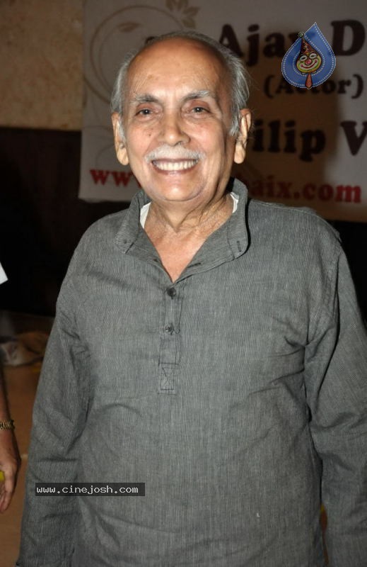 Dilip Vengsarkar Felicitate Ajay Devgan - 15 / 41 photos