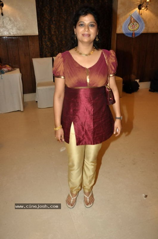 Dilip Vengsarkar Felicitate Ajay Devgan - 19 / 41 photos