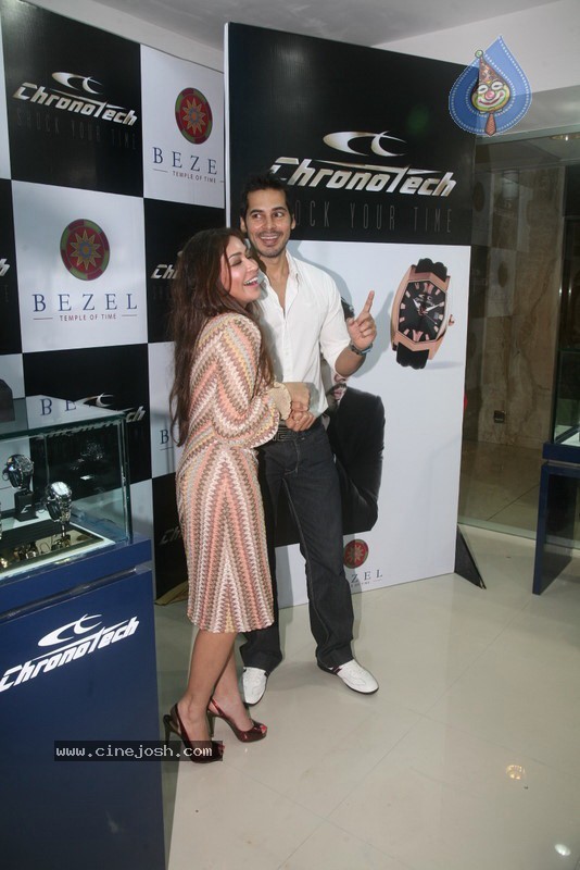 Dino Morea Inaugurated Bezel watch Store - 2 / 36 photos