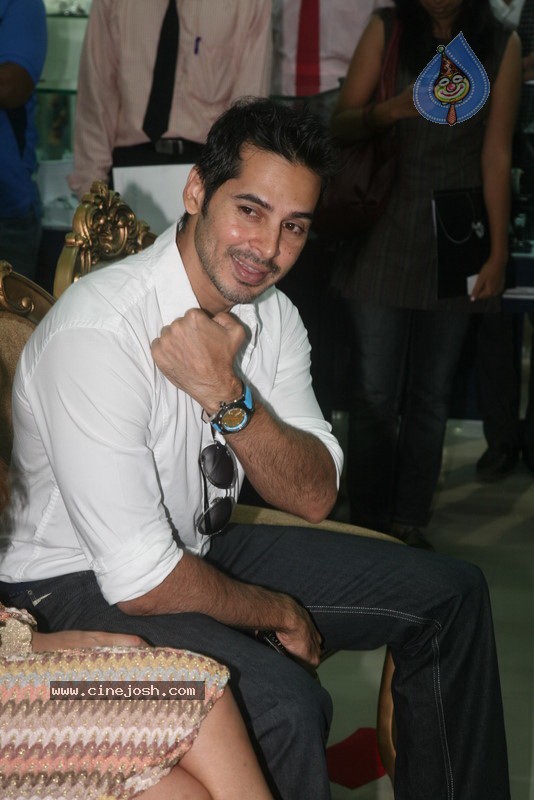 Dino Morea Inaugurated Bezel watch Store - 17 / 36 photos