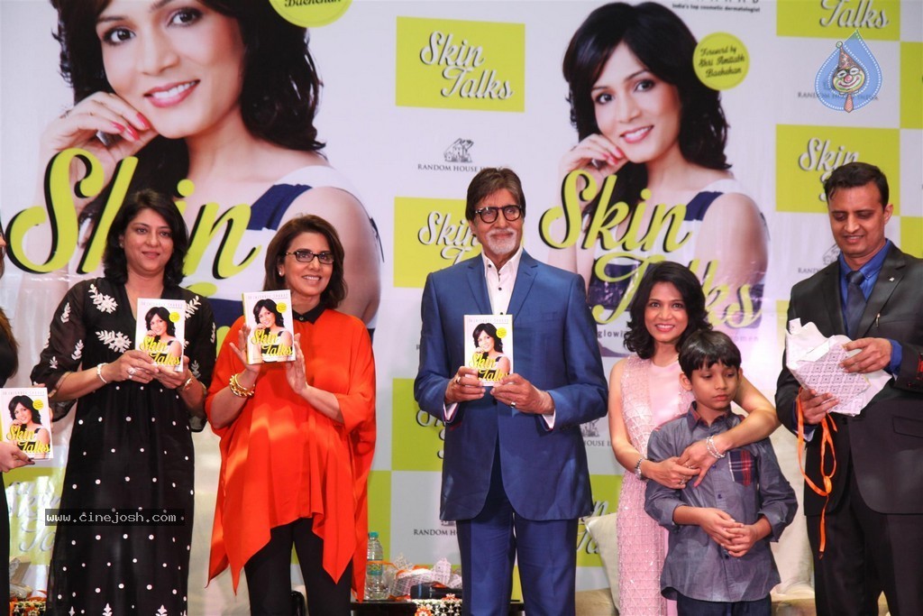 Dr Jaishree Sharad Skin Talks Book Launch - 43 / 62 photos