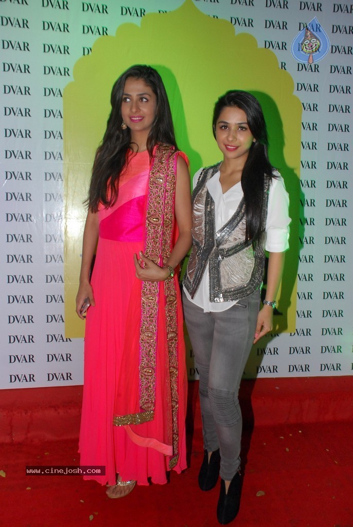 DVAR Photography n Fashion Exhibit - 26 / 59 photos