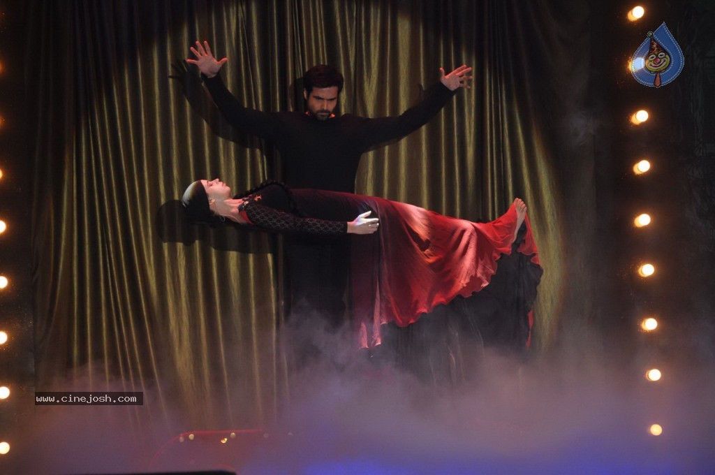 Ek Thi Daayan Film 1st Look Launch  - 31 / 45 photos