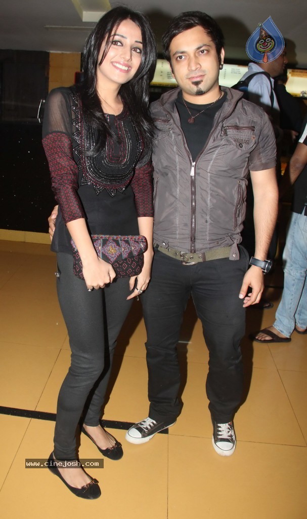 Ekk Deewana Tha Movie Special Show - 10 / 79 photos