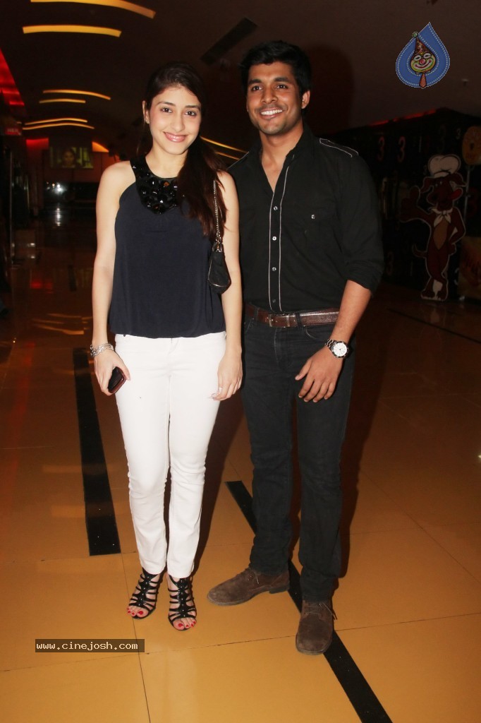 Ekk Deewana Tha Movie Special Show - 14 / 79 photos