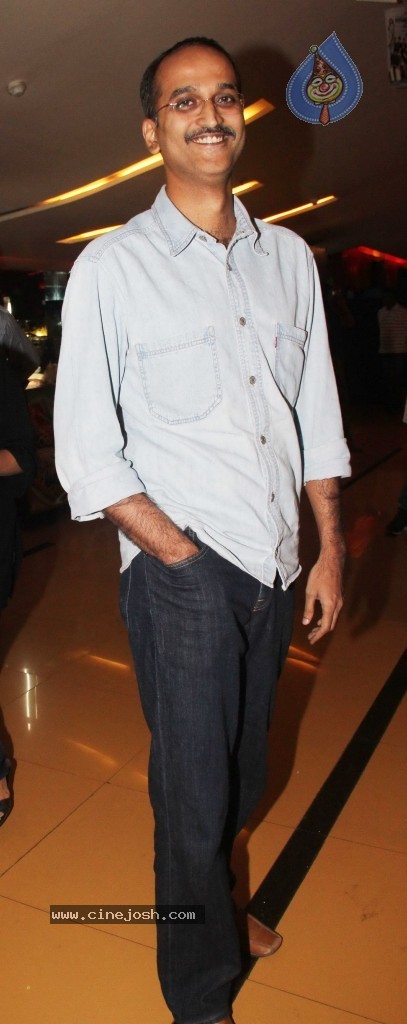 Ekk Deewana Tha Movie Special Show - 20 / 79 photos