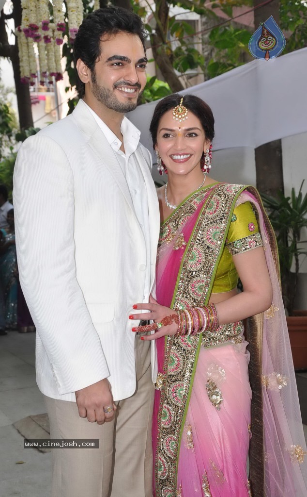 Esha Deol Engagement Photos - 7 / 31 photos