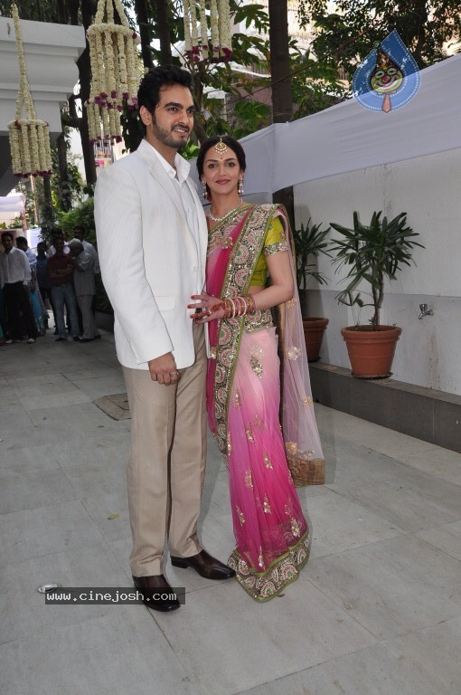 Esha Deol Engagement Photos - 14 / 31 photos