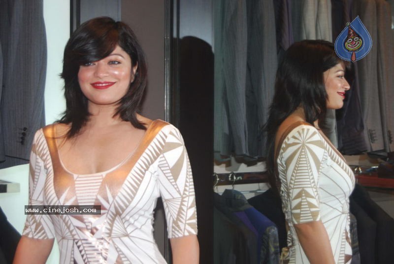 Etro Store Launch Photos - 2 / 33 photos