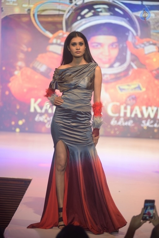 Fashion For Cause Students Of Bandra INIFD - 18 / 21 photos