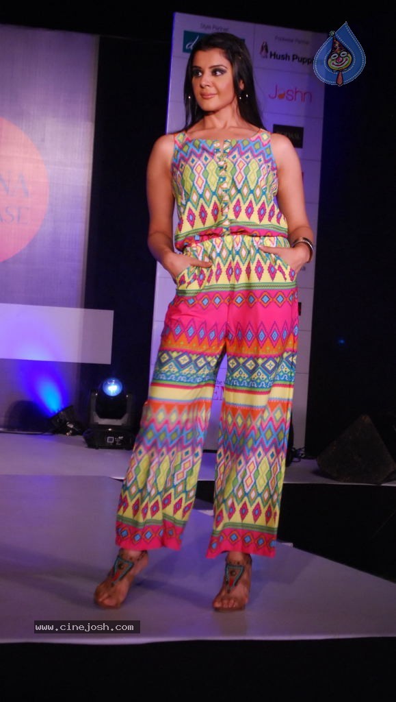 Femina Festive Showcase May 2014 - 37 / 51 photos