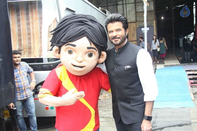 Film Dishoom Show at Indias Got Talent - 9 / 42 photos